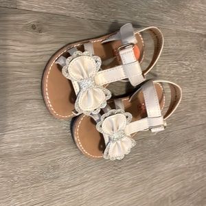 Bow tie sandals for kids
